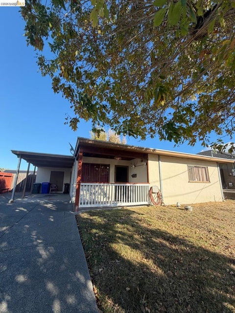 Photo of 367 Sheryl Dr DR, San Pablo, CA 94806 (MLS # 41152197)