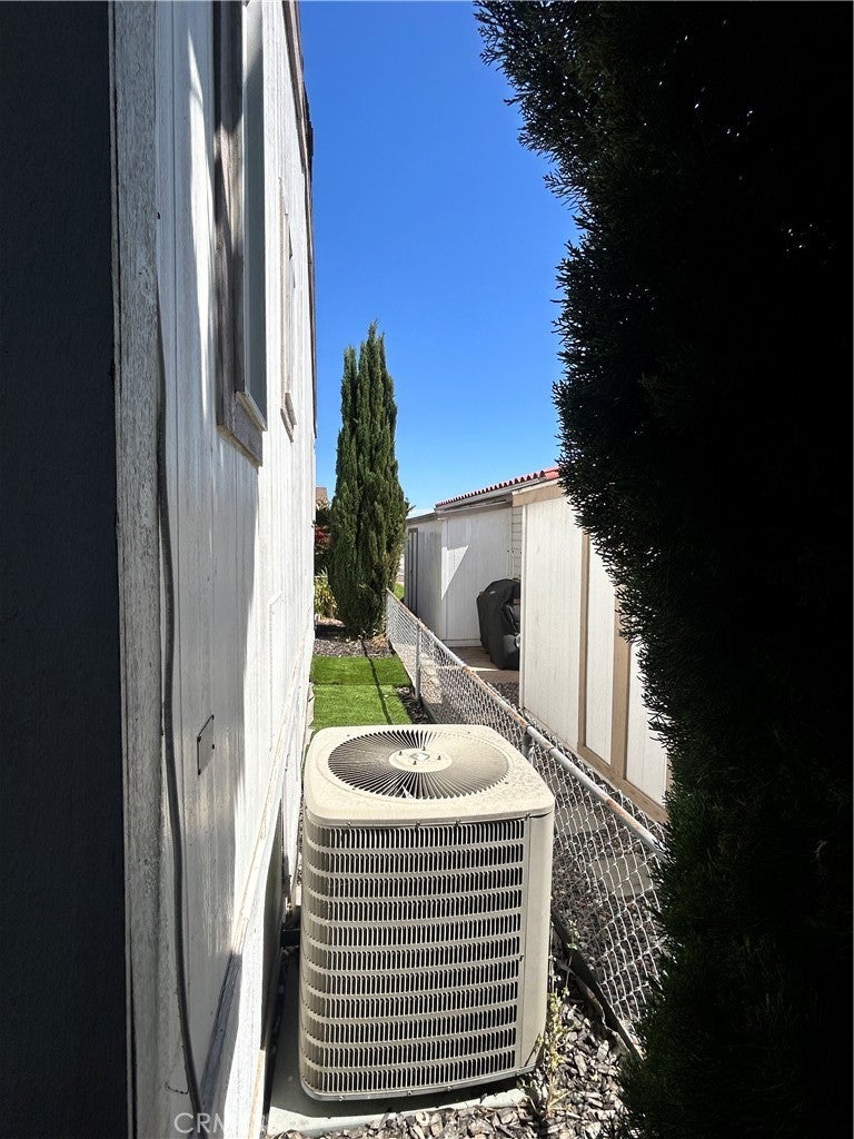 108 Parrot Lane