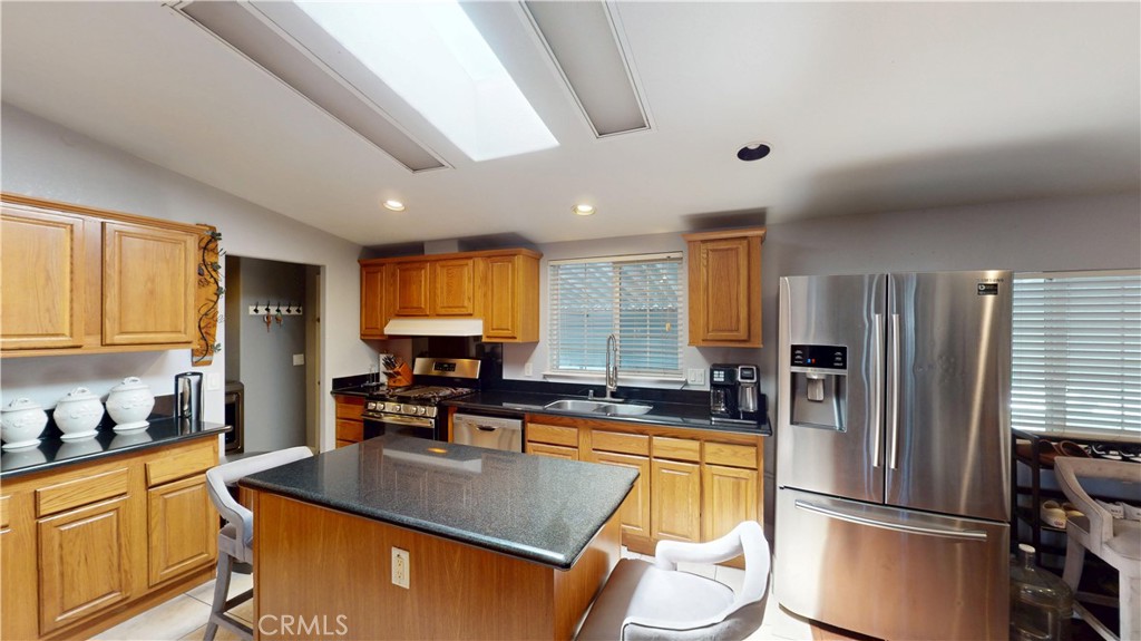 108 Parrot Lane