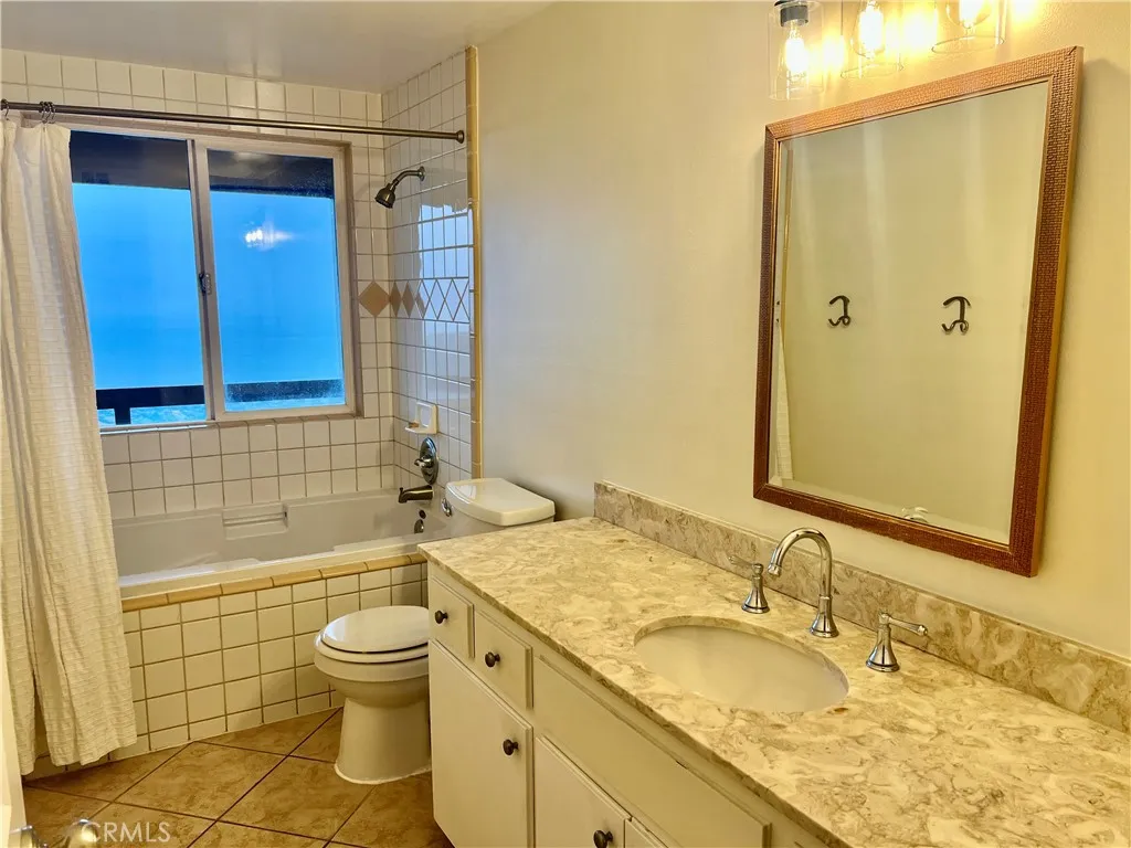 Laguna Beach, California 92651, United States, 3 Bedrooms Bedrooms, ,3 BathroomsBathrooms,Residential,Active,128787