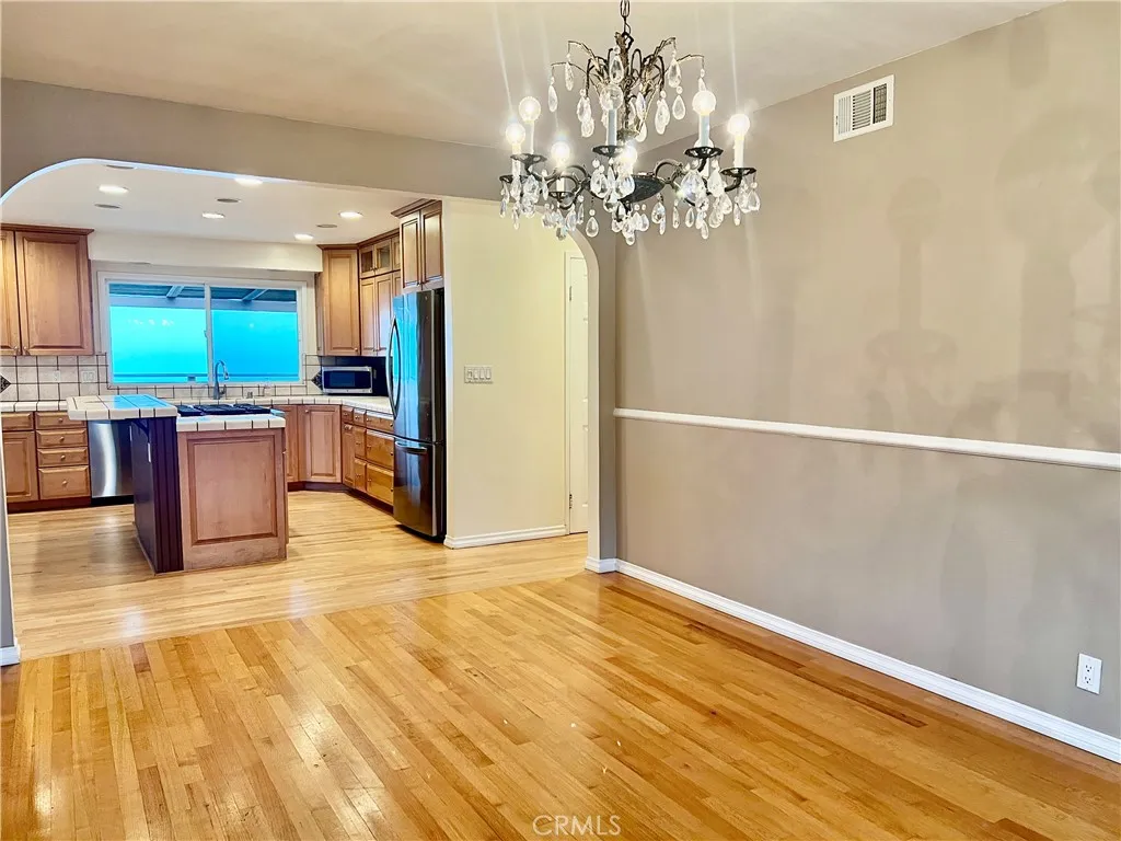 Laguna Beach, California 92651, United States, 3 Bedrooms Bedrooms, ,3 BathroomsBathrooms,Residential,Active,128787