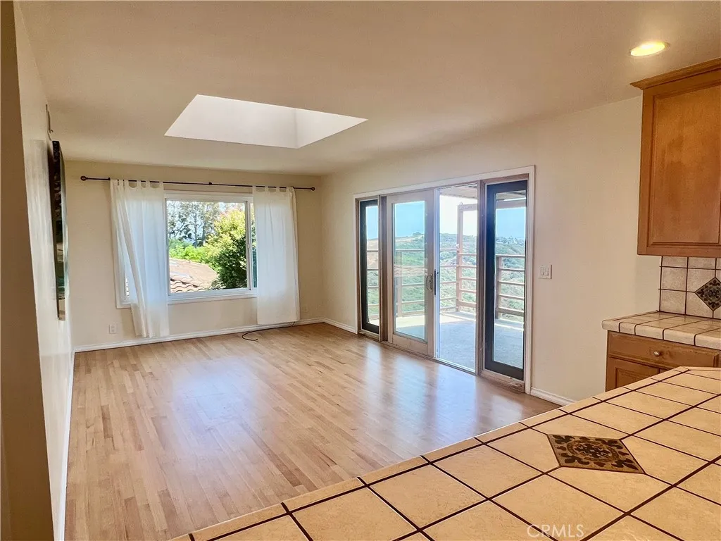 Laguna Beach, California 92651, United States, 3 Bedrooms Bedrooms, ,3 BathroomsBathrooms,Residential,Active,128787