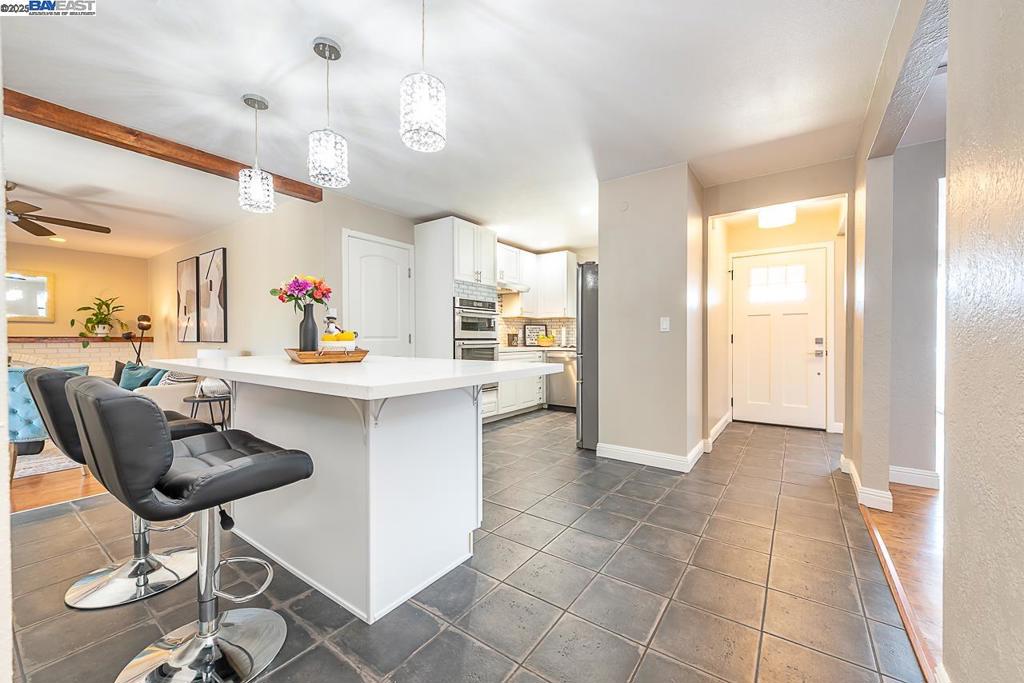 TOWN & COUNTRY - Residential