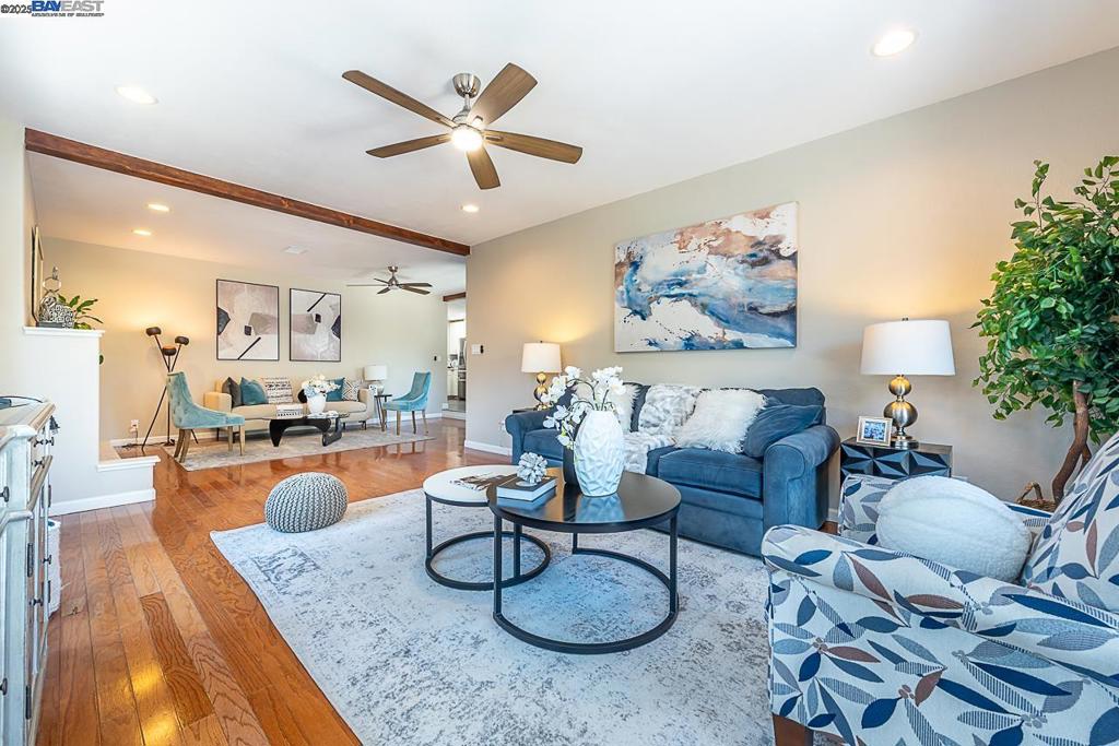 TOWN & COUNTRY - Residential