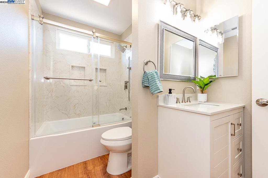 TOWN & COUNTRY - Residential