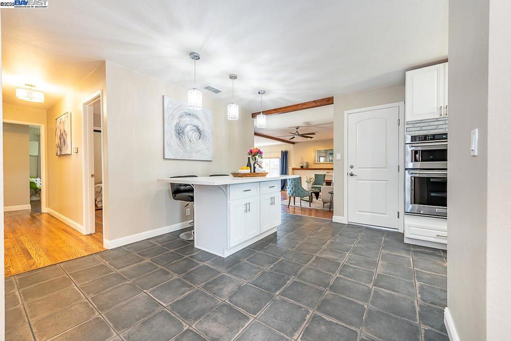 TOWN & COUNTRY - Residential