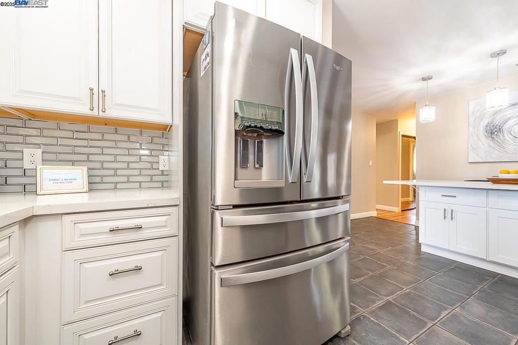 TOWN & COUNTRY - Residential