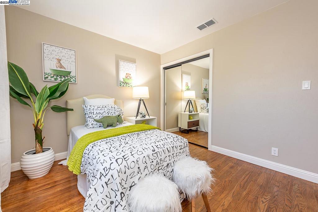 TOWN & COUNTRY - Residential