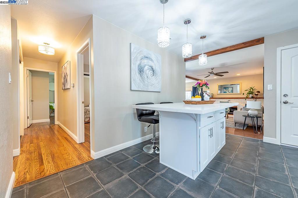 TOWN & COUNTRY - Residential