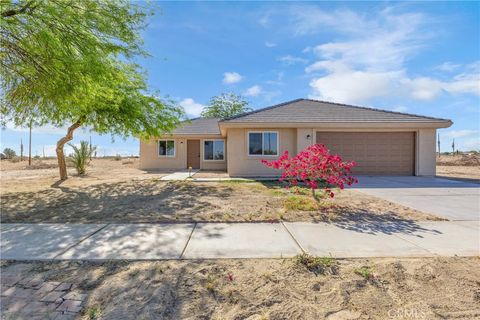 Photo of 1341 Beach Club Drive, Thermal, CA 92274 (MLS # CV26060501)