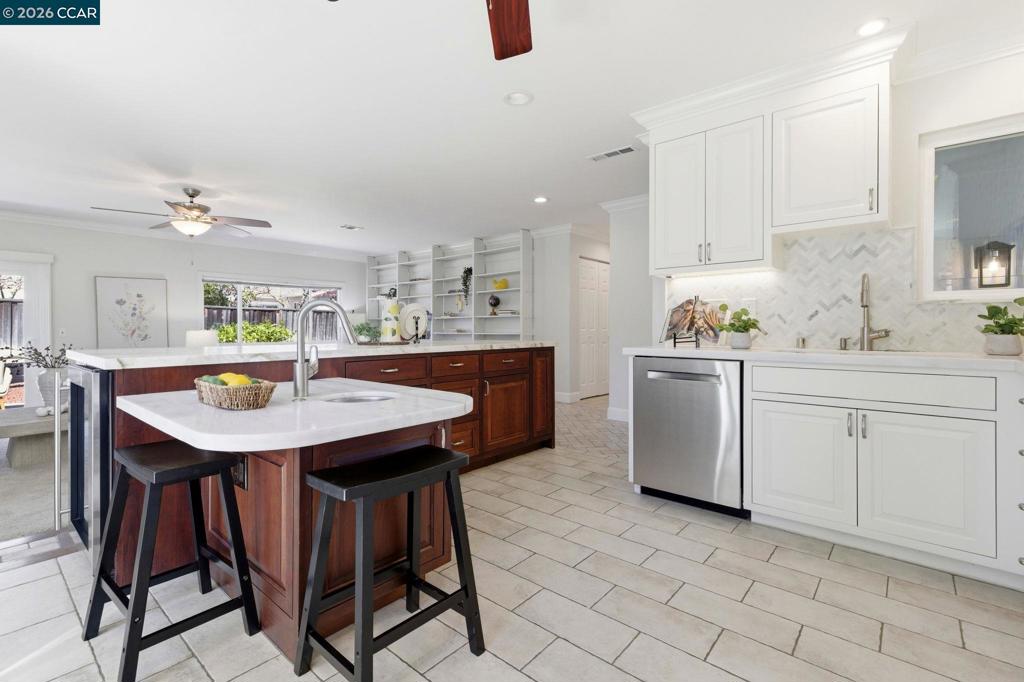 1941 1941 Woodmoor Ct