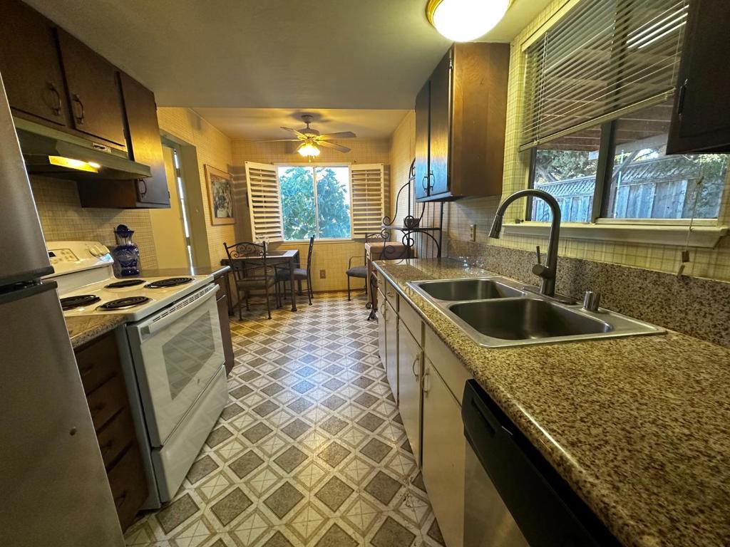 563 Argos Circle