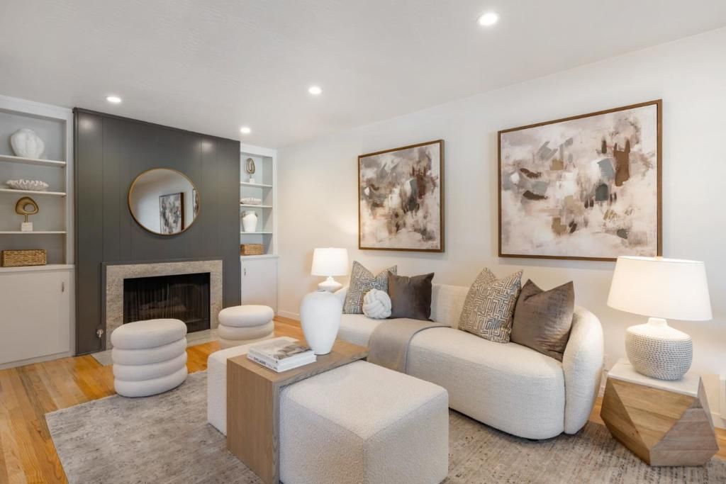 Photo of 461 Burgess Drive #4, Menlo Park, CA 94025 (MLS # ML82025328)