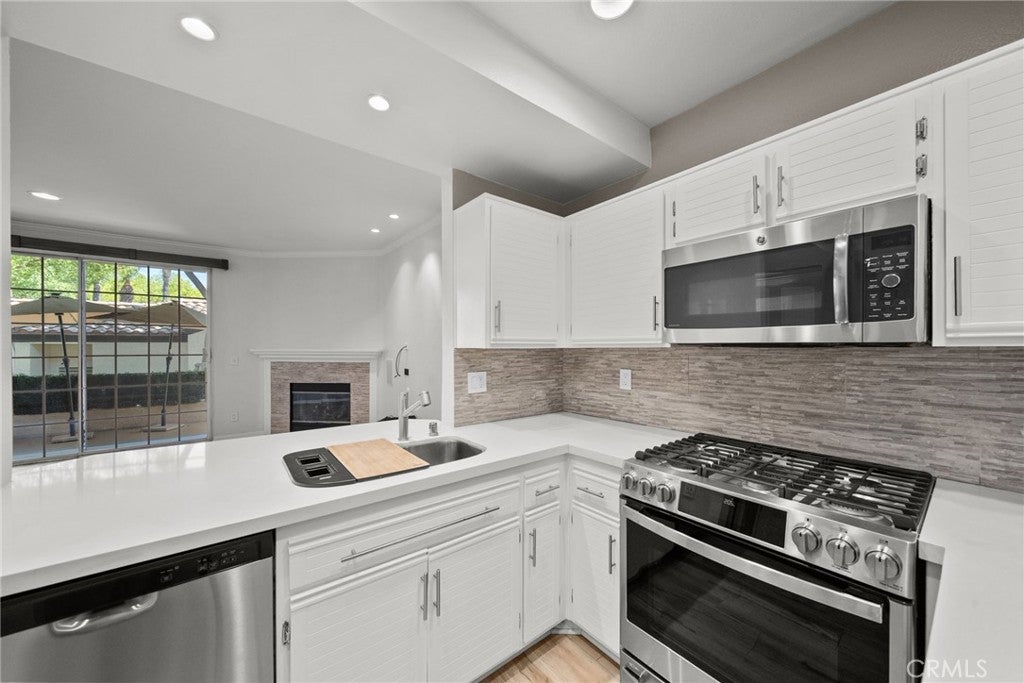 24123 Del Monte Drive 101