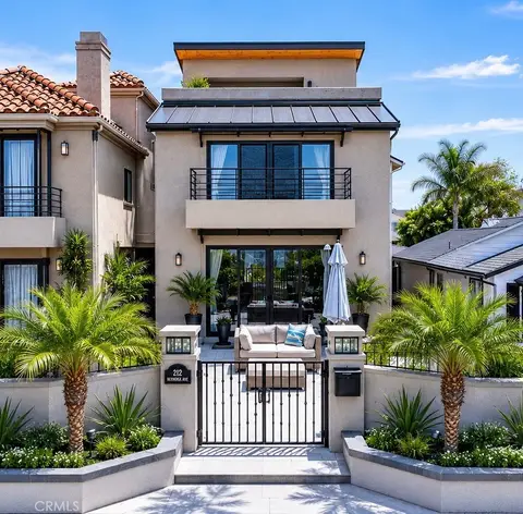 212 Hartford Avenue, Huntington Beach, CA 92648 - MLS#: OC26114883