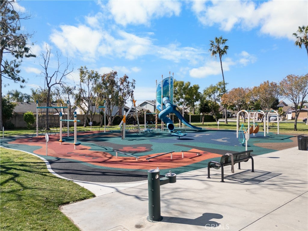 Westminster, California, 92683, United States, 4 Bedrooms Bedrooms, ,2 BathroomsBathrooms,Residential,Active,2035573