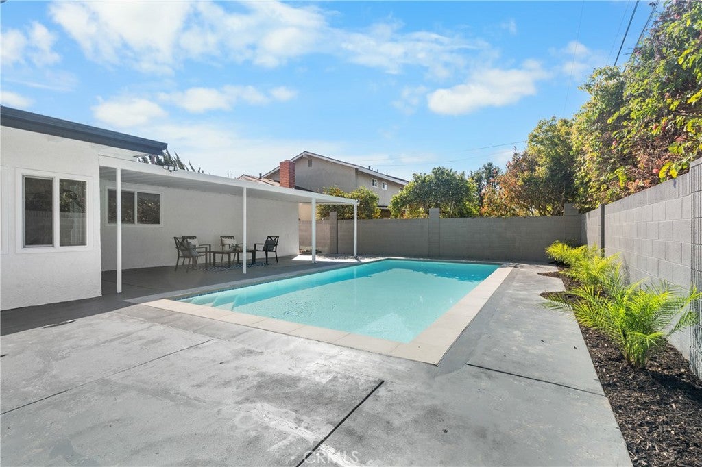Westminster, California, 92683, United States, 4 Bedrooms Bedrooms, ,2 BathroomsBathrooms,Residential,Active,2035573