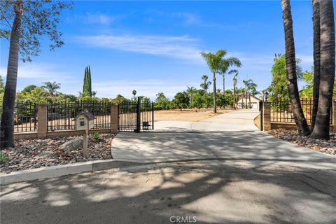 Photo of 18750 Lamar Court, Riverside, CA 92508 (MLS # OC26204331)
