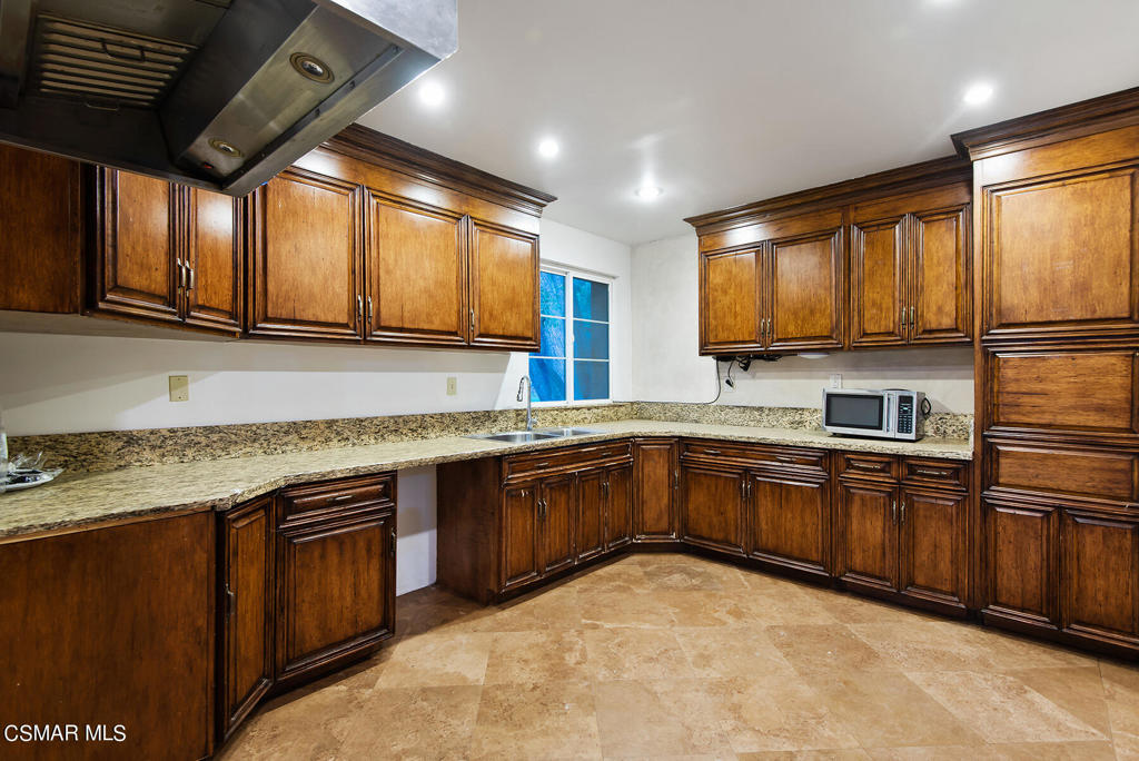 Unknown-999 - Residential