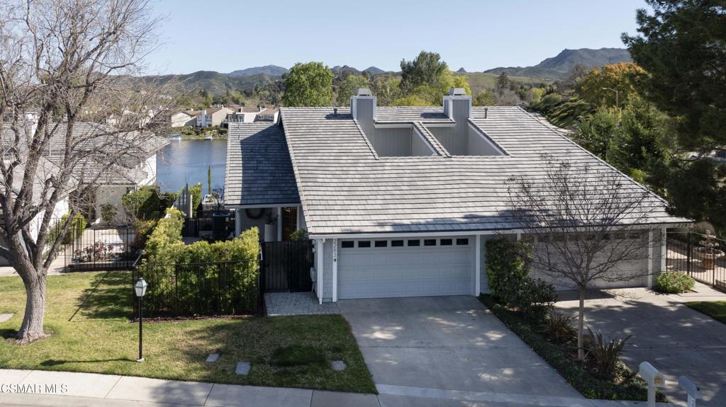2283 Westshore Lane