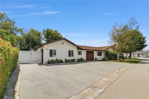 Photo of 12363 Loraine Avenue, Chino, CA 91710 (MLS # TR26081403)