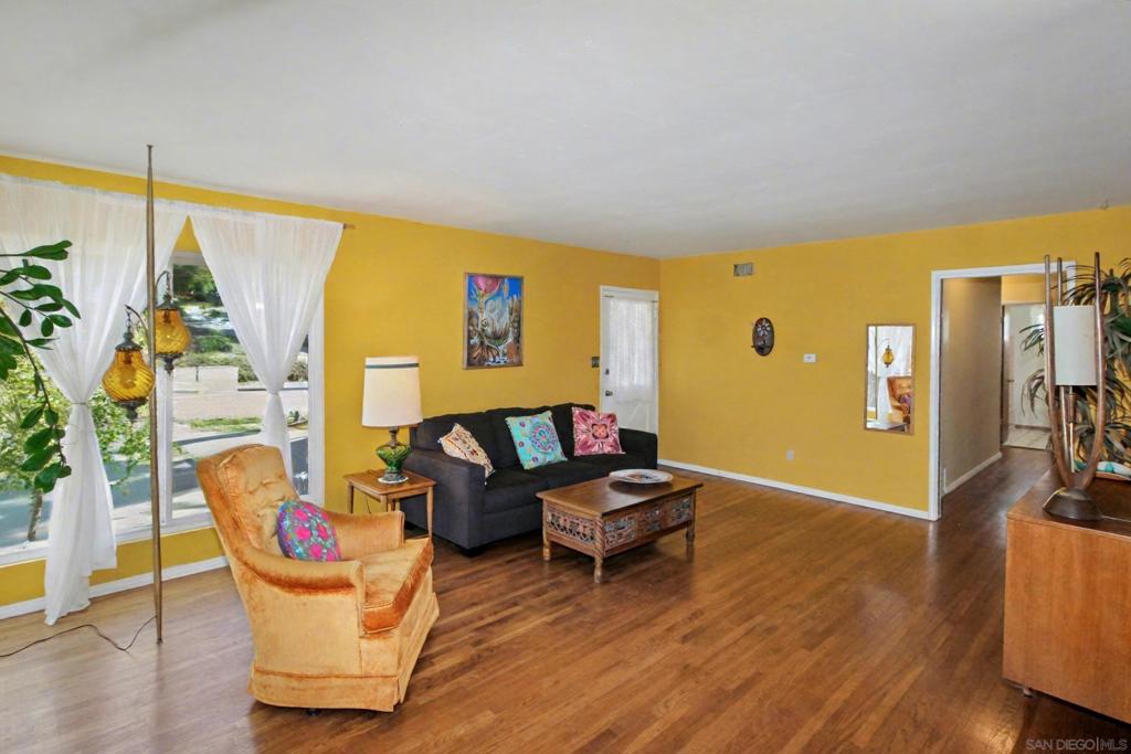 La Mesa - Residential