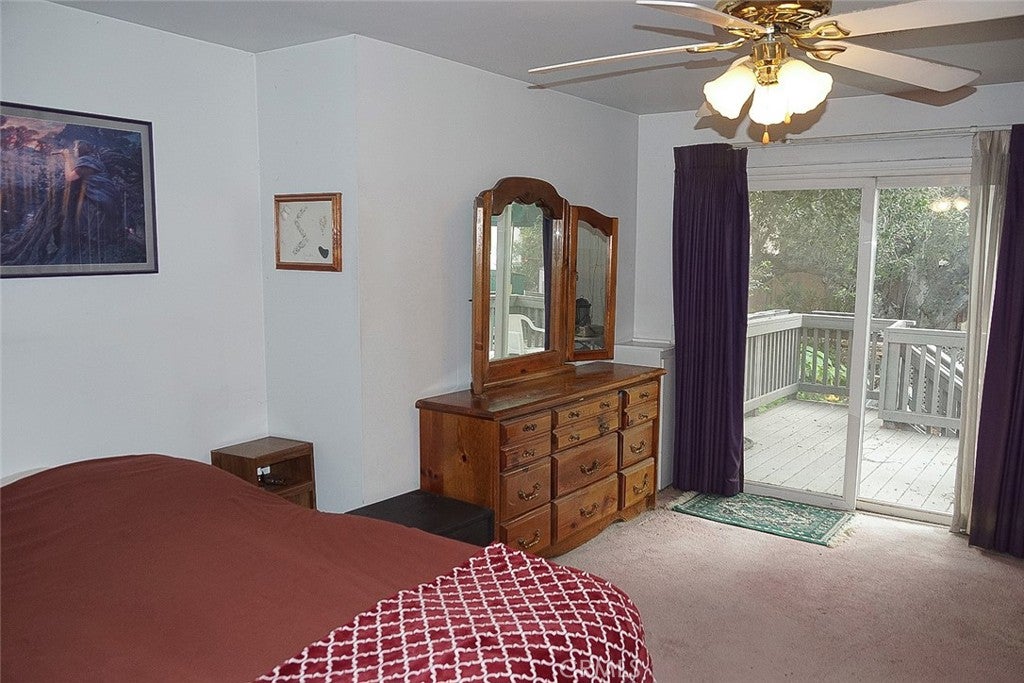 9341 Rollins