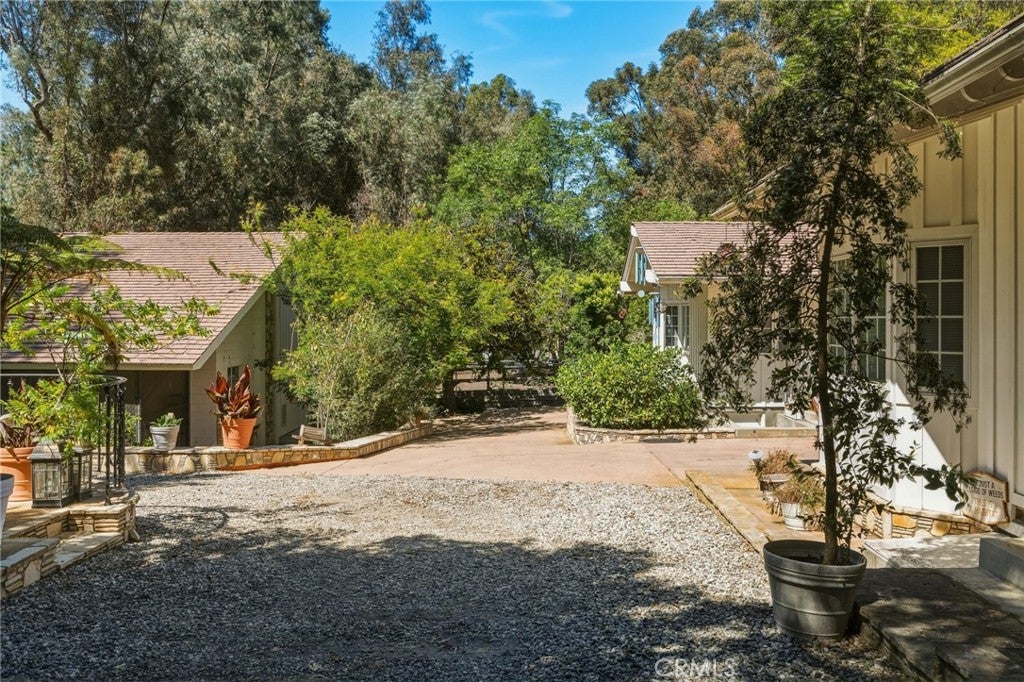 14 Johns Canyon Road