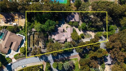 Photo of 14 Johns Canyon Road, Rolling Hills, CA 90274 (MLS # SB26088047)