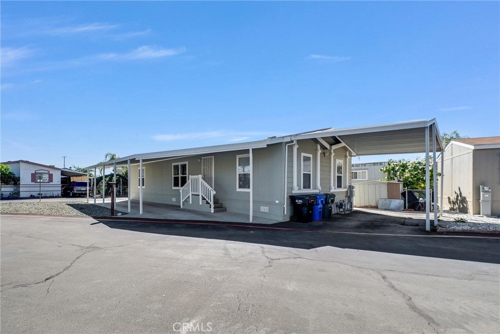 1081 W Arrow Hwy 86