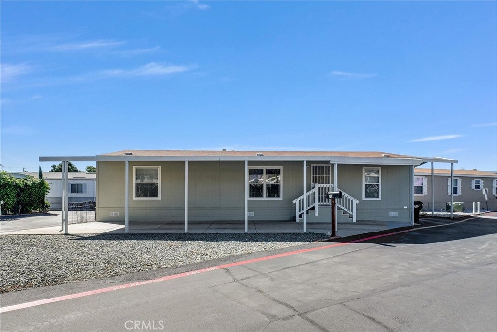 1081 W Arrow Hwy 86
