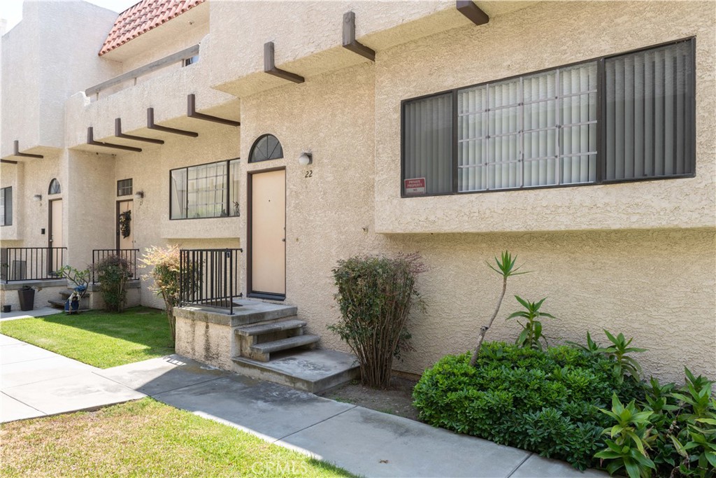 4000 Stewart Ave #22 22