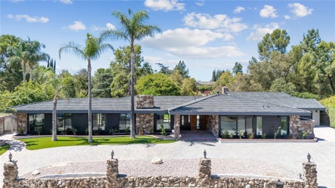 Photo of 16417 Knollwood Drive, Granada Hills, CA 91344 (MLS # SR26109760)