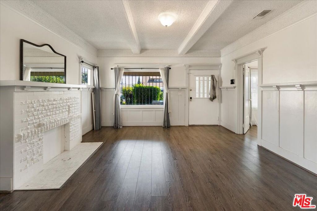1625 W 55th Street