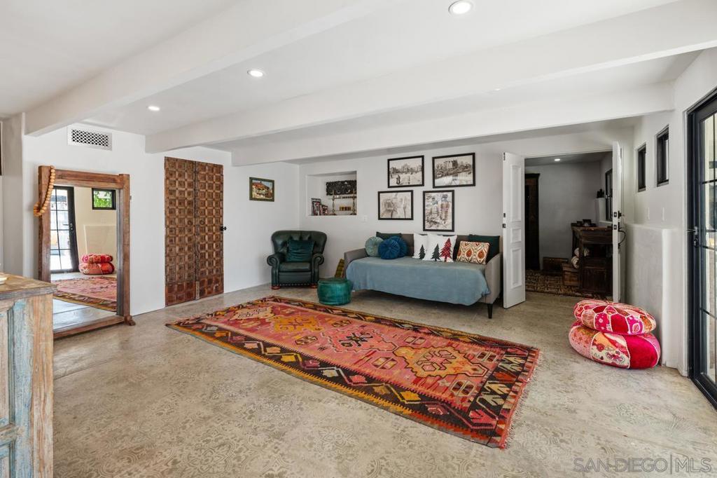 Pacific Beach - Residential Lease