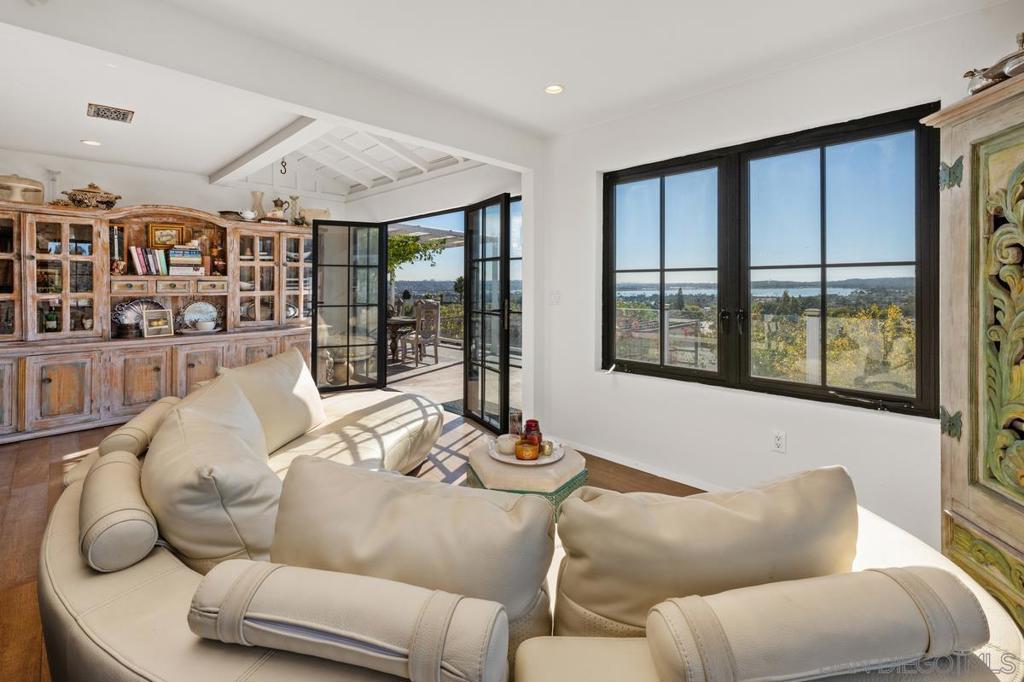 Pacific Beach - Residential Lease