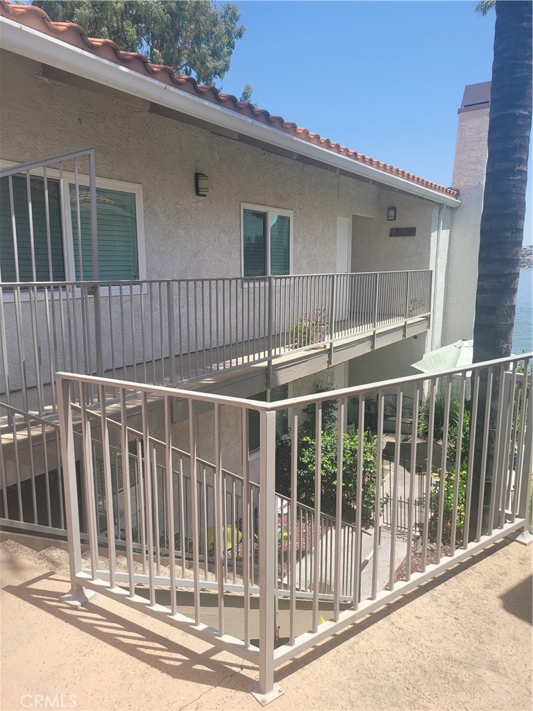 22086 Treasure Island unit 30