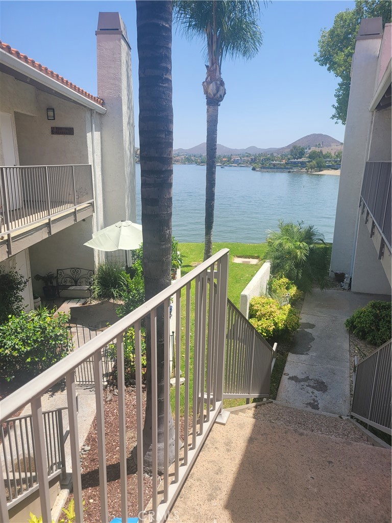 22086 Treasure Island unit 30