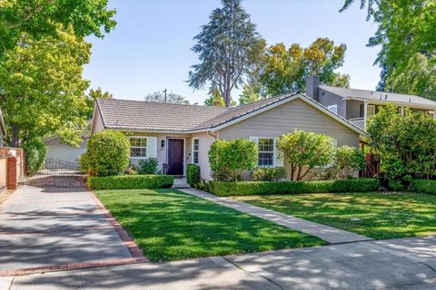 Photo of 1320 Greenwood Avenue, Palo Alto, CA 94301 (MLS # ML82053205)