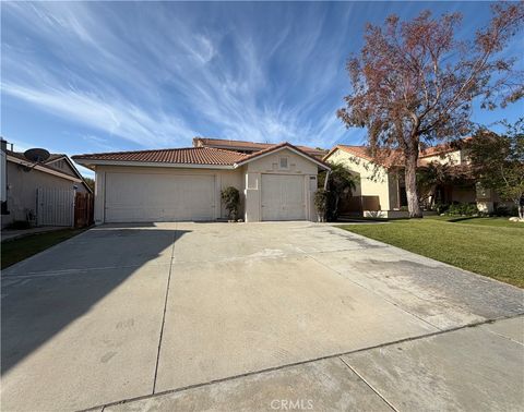 Photo of 2565 W Fairview Dr, Rialto, CA 92377 (MLS # IV26091983)