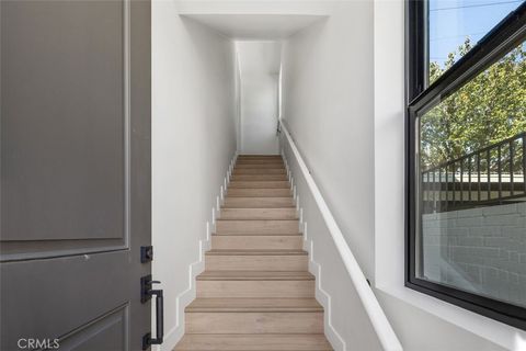 Photo of 5061 Cartwright Ave, North Hollywood, CA 91601 (MLS # SR26064859)