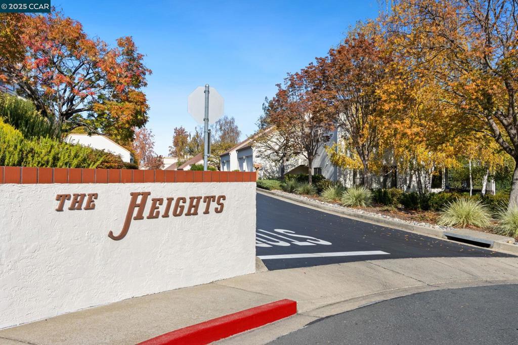 ROSSMOOR - Residential