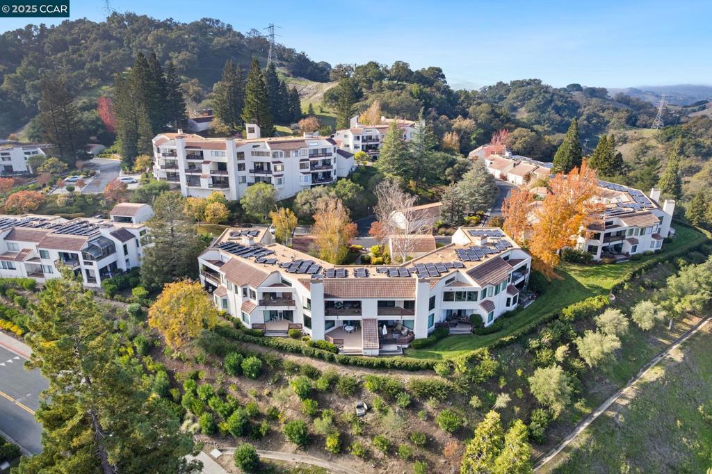 ROSSMOOR - Residential