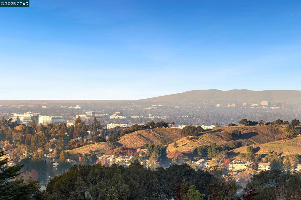 ROSSMOOR - Residential