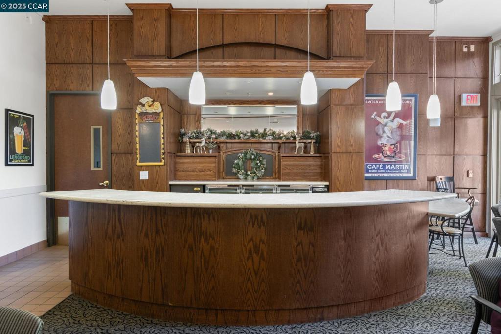 ROSSMOOR - Residential