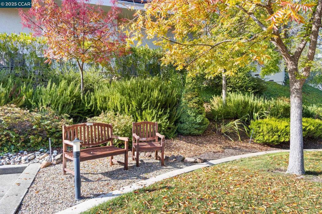 ROSSMOOR - Residential