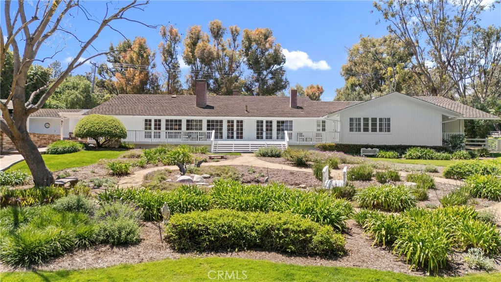 2 Eucalyptus Lane