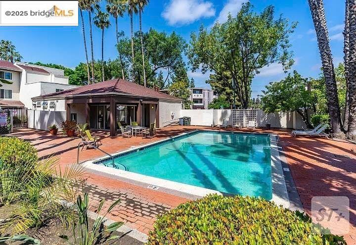 LAGUNA - Residential