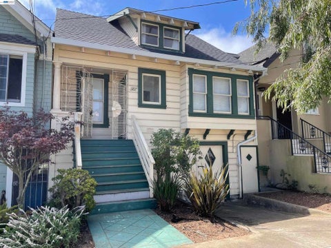 Photo of 387 Staples Ave AVE, San Francisco, CA 94112 (MLS # 41152242)