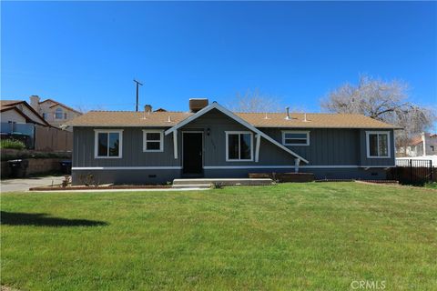 Photo of 38637 Yucca Tree St, Palmdale, CA 93551 (MLS # SR26055461)